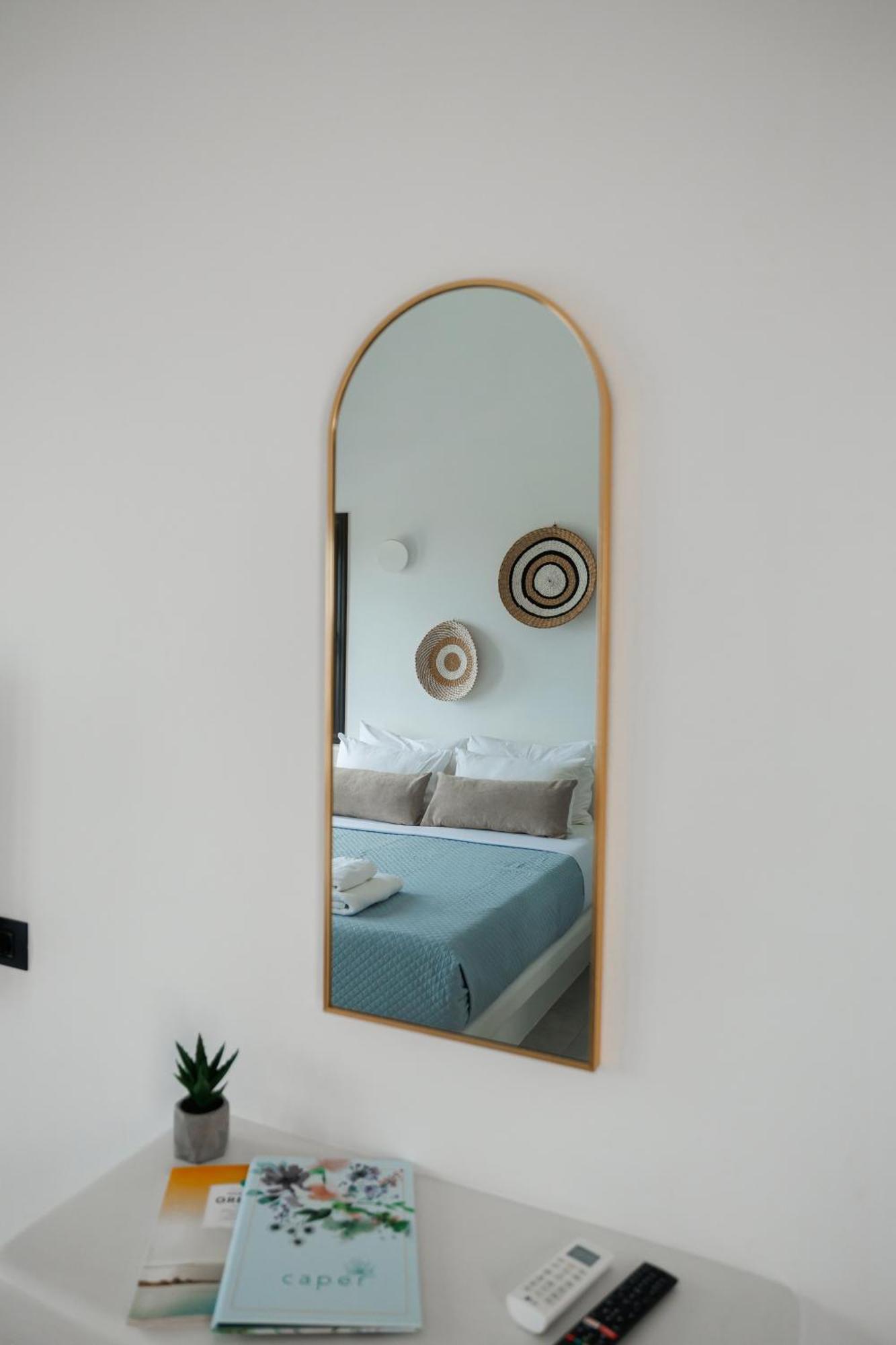 Swell Suites, Santorini Βίλα *